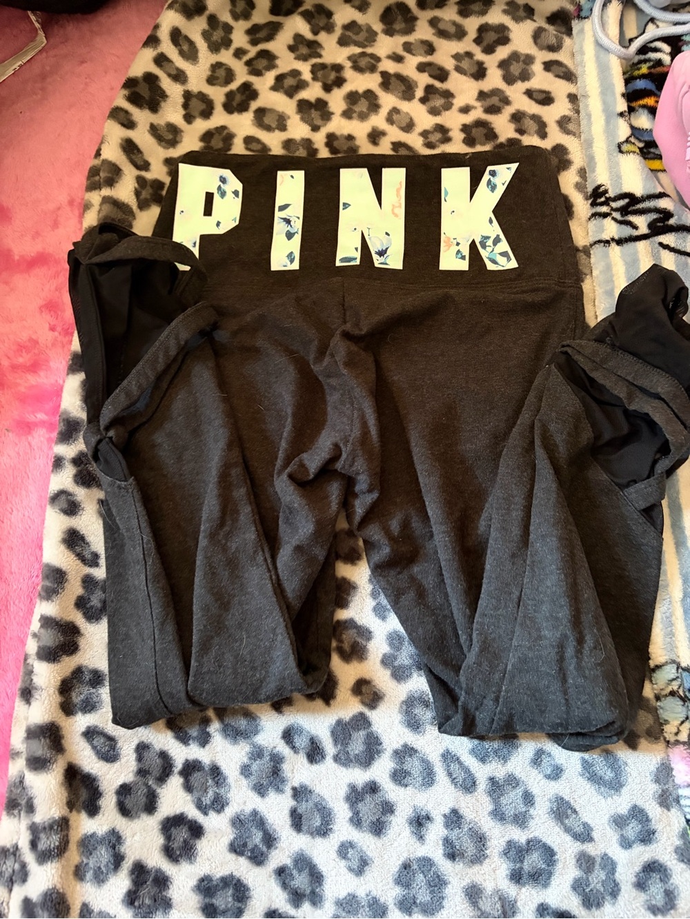 PINK Victoria's Secret Girls' Dark Gray Leggings with Floral Logo-XS